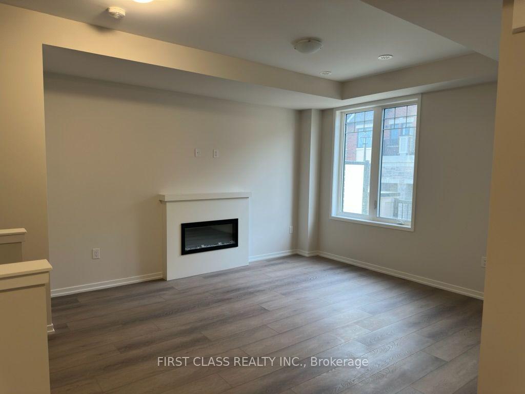Photo 10 of 27 Arbour Green Cres, Vaughan, Kleinburg — HOMEH