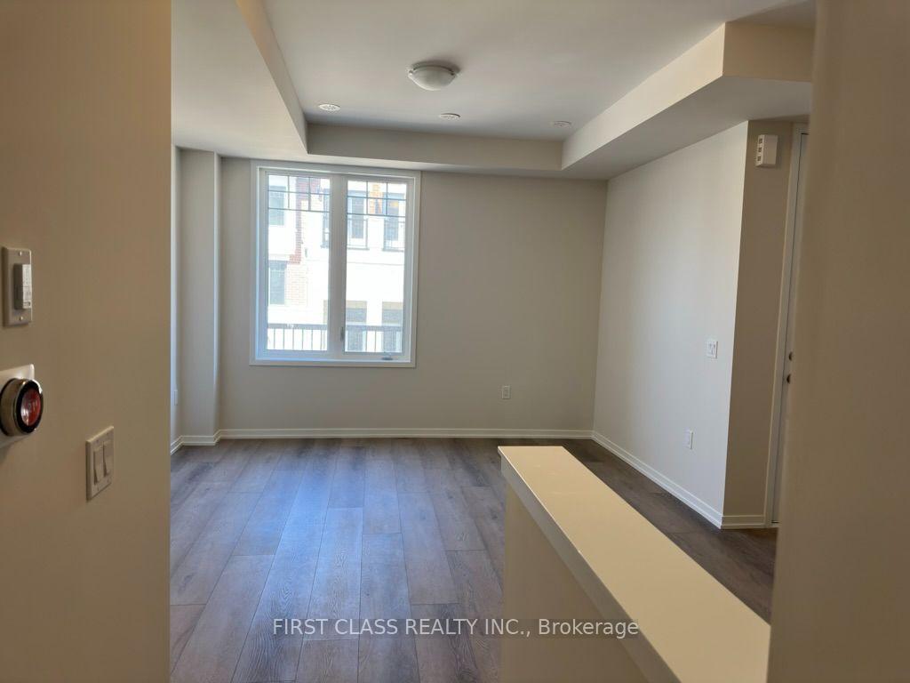 Photo 14 of 27 Arbour Green Cres, Vaughan, Kleinburg — HOMEH