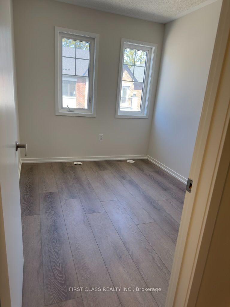 Photo 21 of 27 Arbour Green Cres, Vaughan, Kleinburg — HOMEH