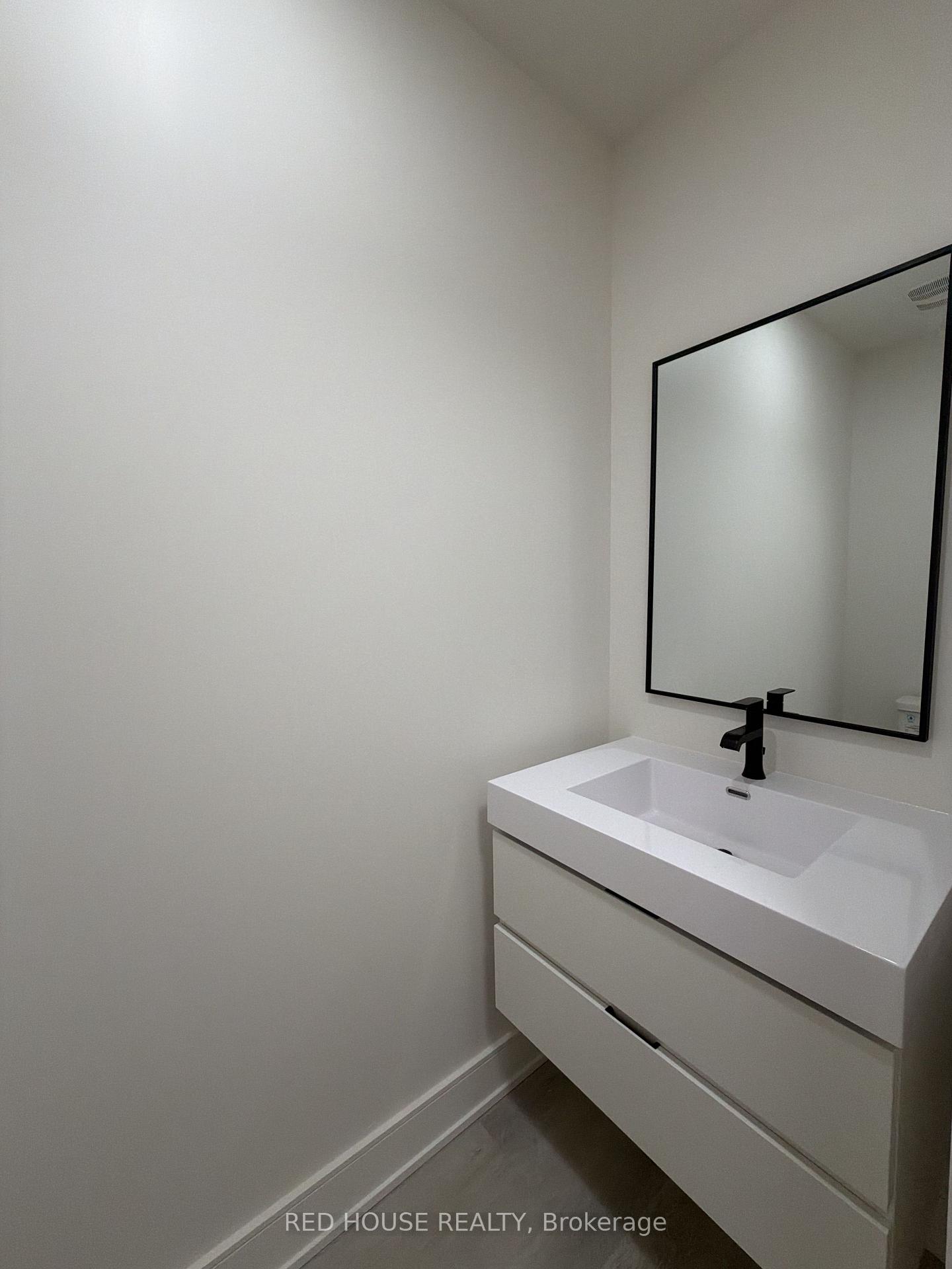 Photo 13 of 153 Everett Common, St. Catharines, Oakdale — HOMEH