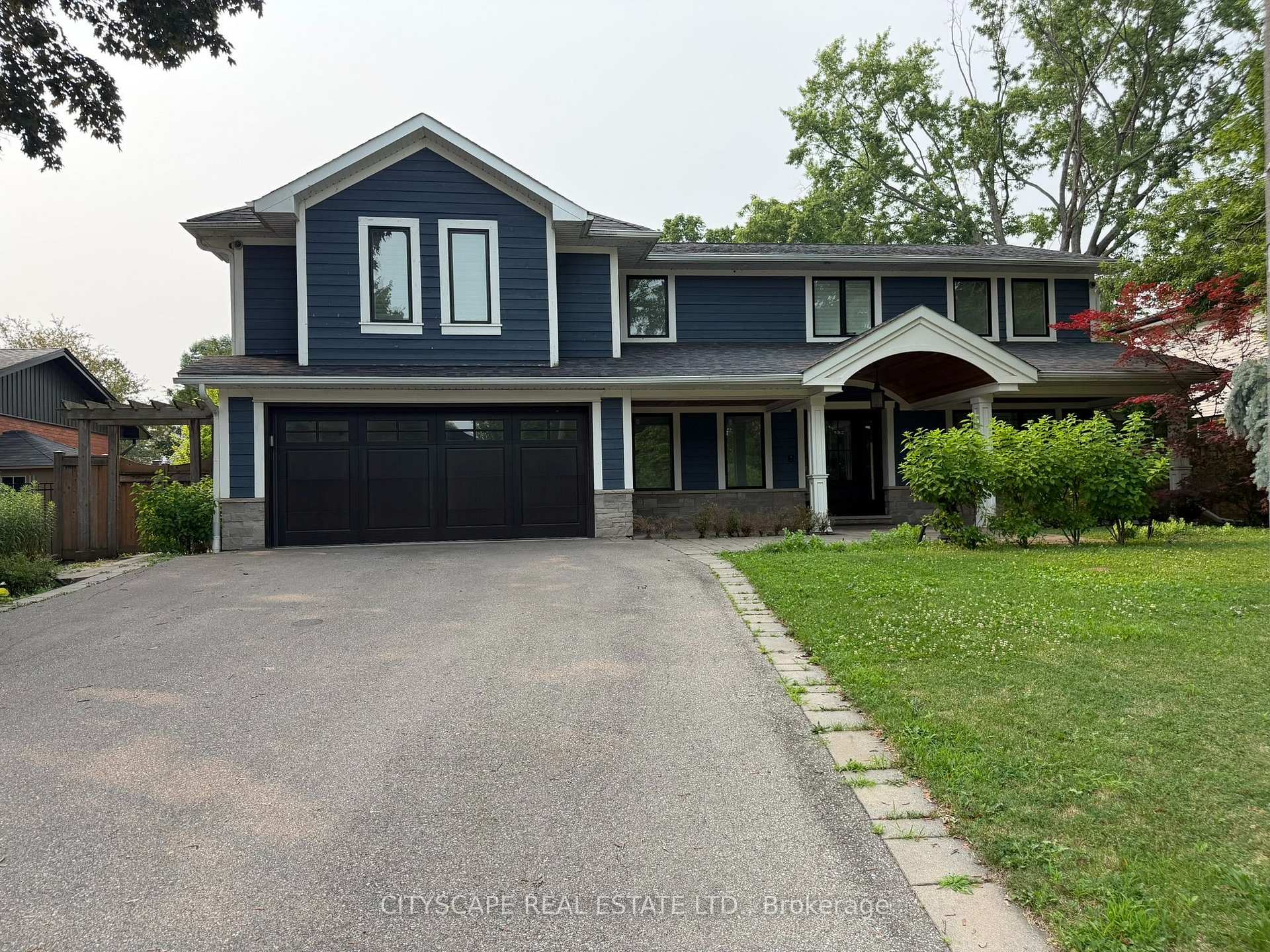 Photo 1 of 2009 Water's Edge Drive, Oakville, Bronte — HOMEH