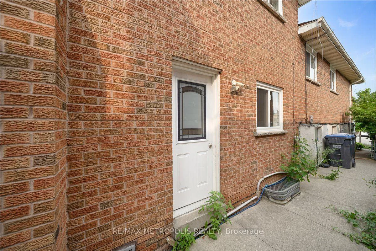 Photo 5 of 39 Jellicoe Crescent, Brampton, Northgate — HOMEH
