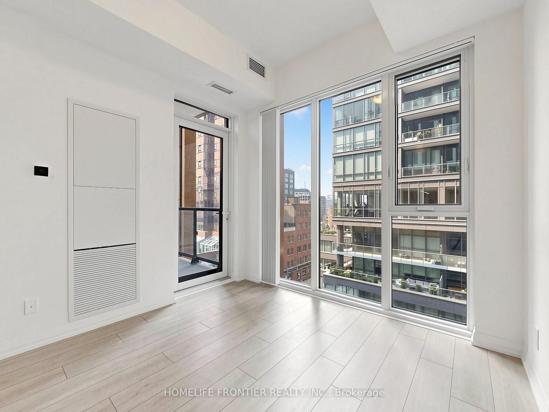 Photo 2 of Unit 719, 400 King Street W, Toronto, Waterfront Communities — HOMEH