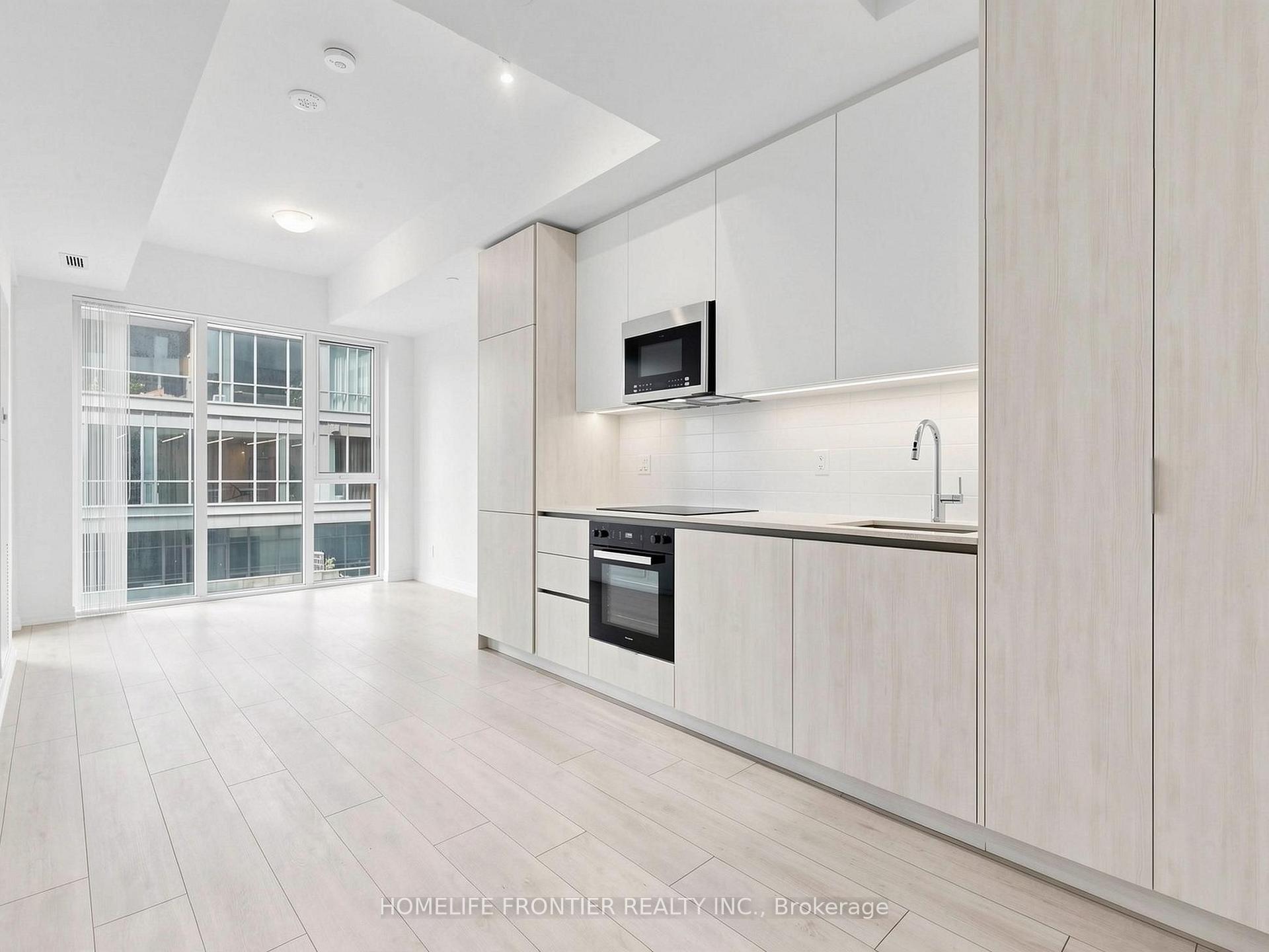 Photo 3 of Unit 719, 400 King Street W, Toronto, Waterfront Communities — HOMEH