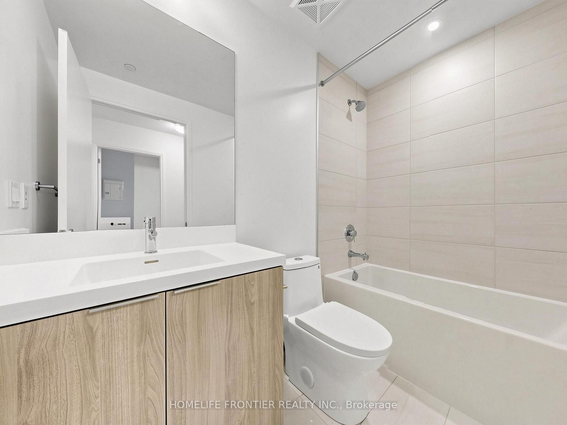 Photo 9 of Unit 719, 400 King Street W, Toronto, Waterfront Communities — HOMEH