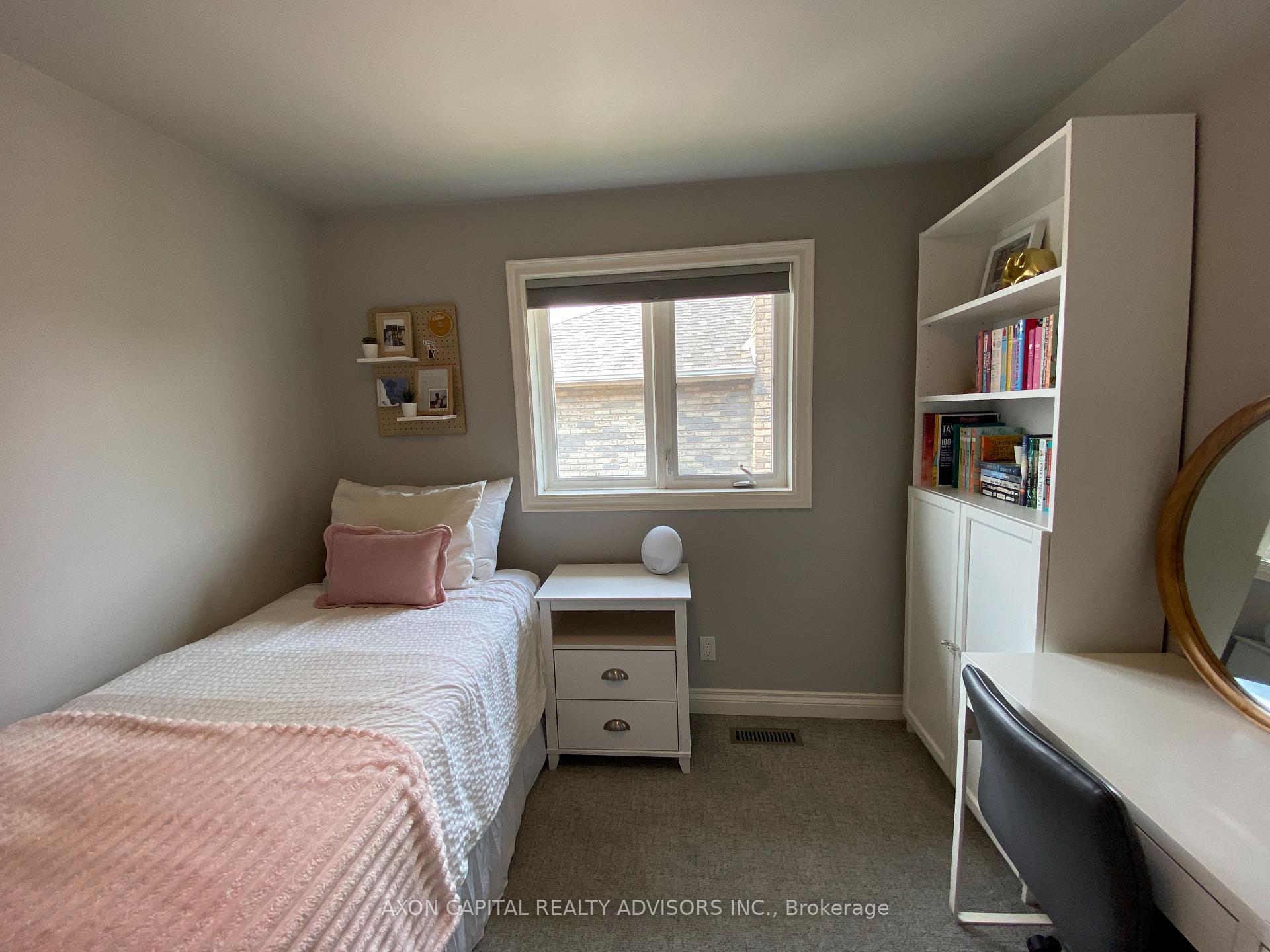 Photo 16 of 74 Eleanor Circle, Richmond Hill, South Richvale — HOMEH
