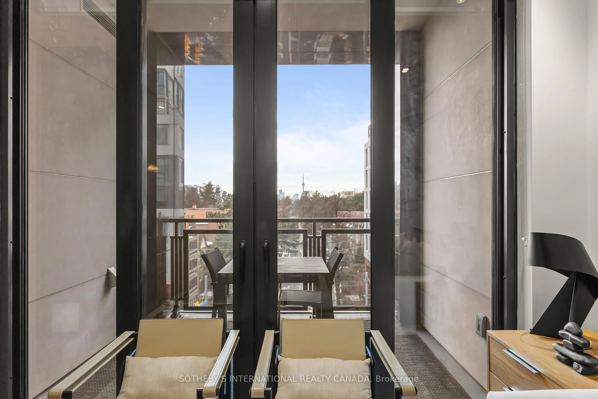 Photo 14 of Unit 510, 2 Forest Hill Road, Toronto, Casa Loma — HOMEH
