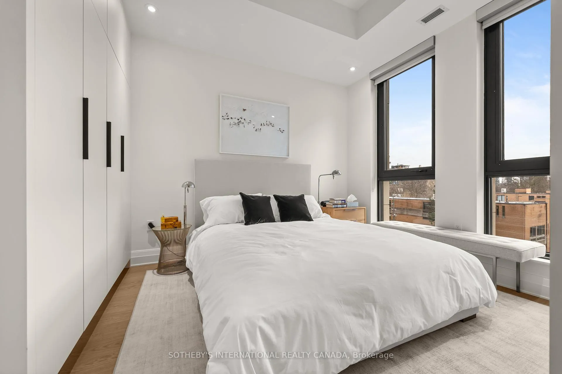 Photo 16 of Unit 510, 2 Forest Hill Road, Toronto, Casa Loma — HOMEH