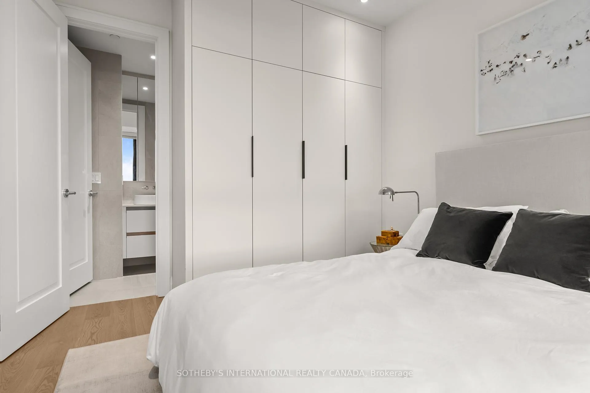 Photo 17 of Unit 510, 2 Forest Hill Road, Toronto, Casa Loma — HOMEH