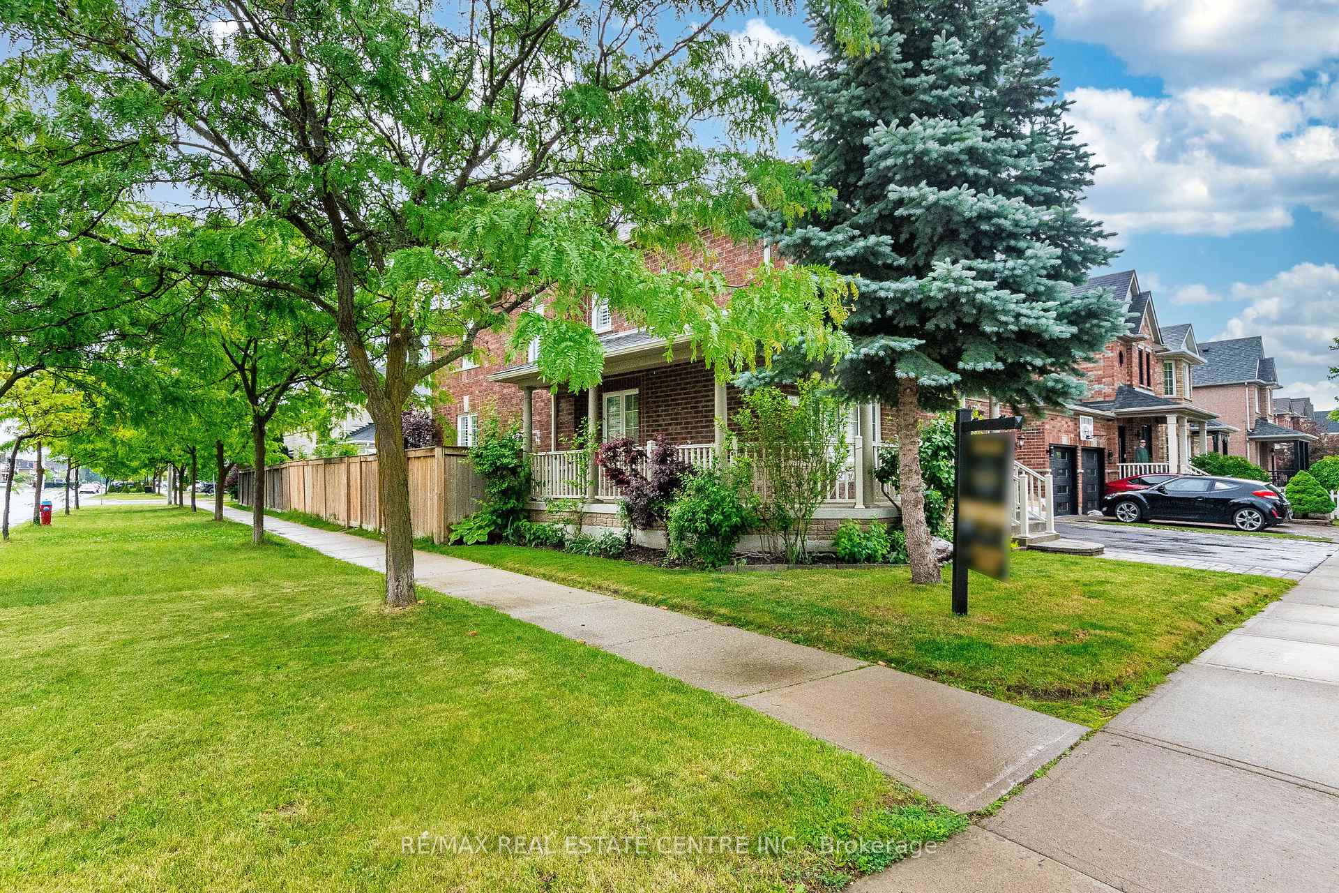 Photo 4 of 1244 Field Drive, Milton, Clarke — HOMEH