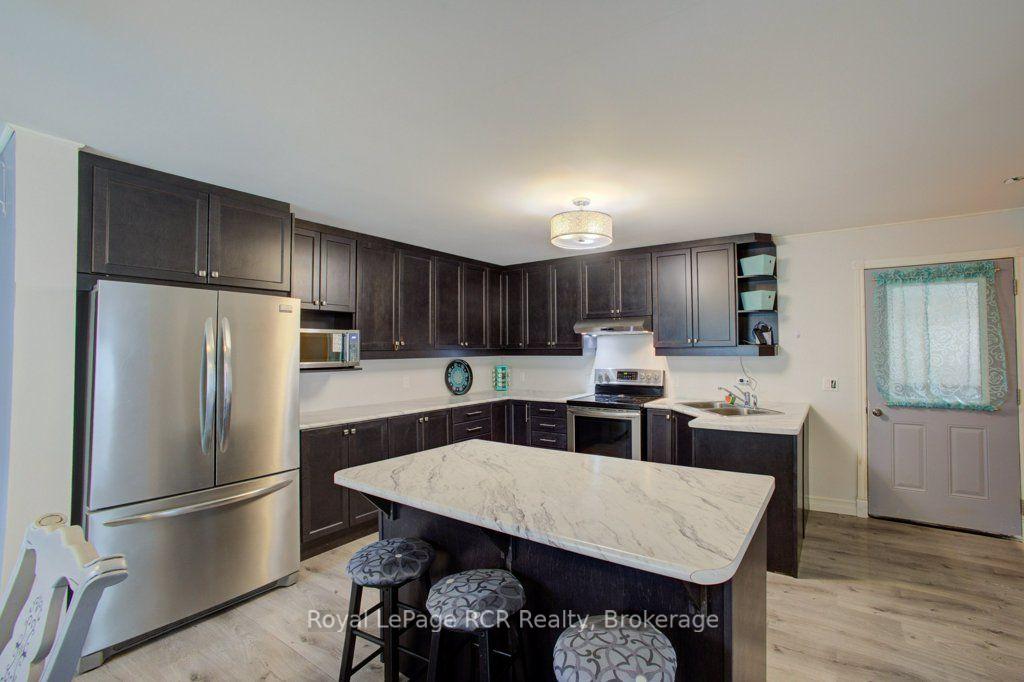 Photo 8 of 14 William Street, Perth East, Milverton — HOMEH