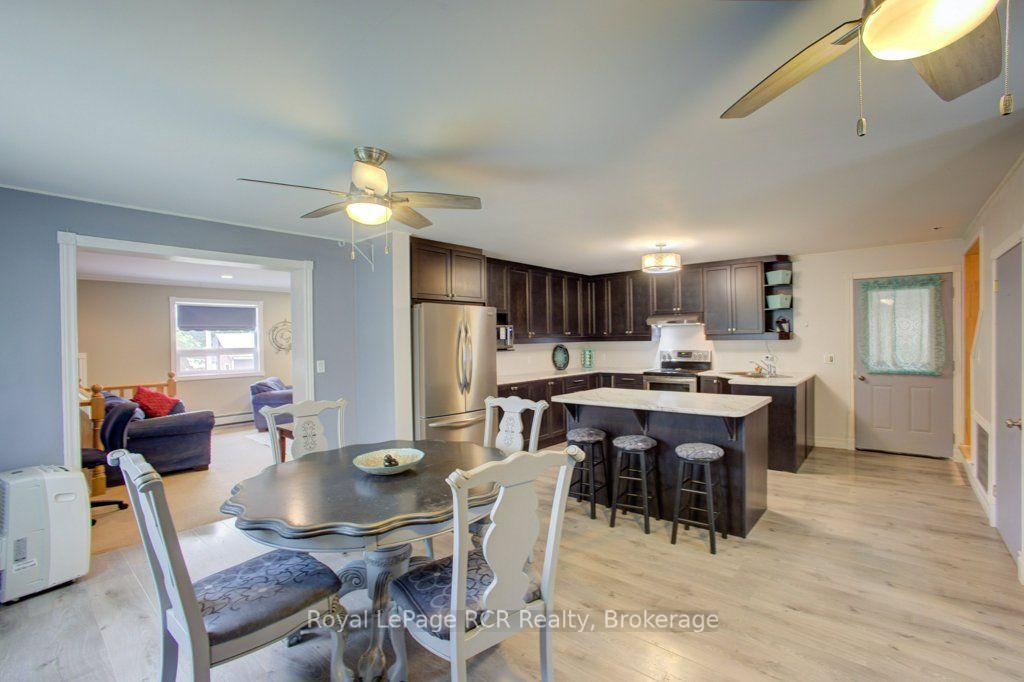 Photo 10 of 14 William Street, Perth East, Milverton — HOMEH