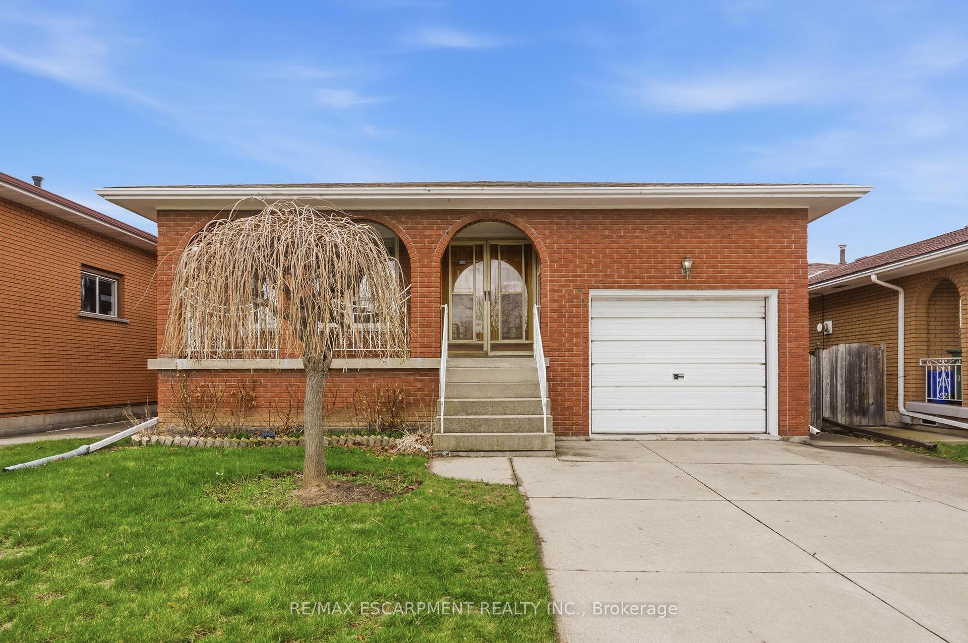 Photo 1 of 26 Adorn Court, Hamilton, Kentley — HOMEH