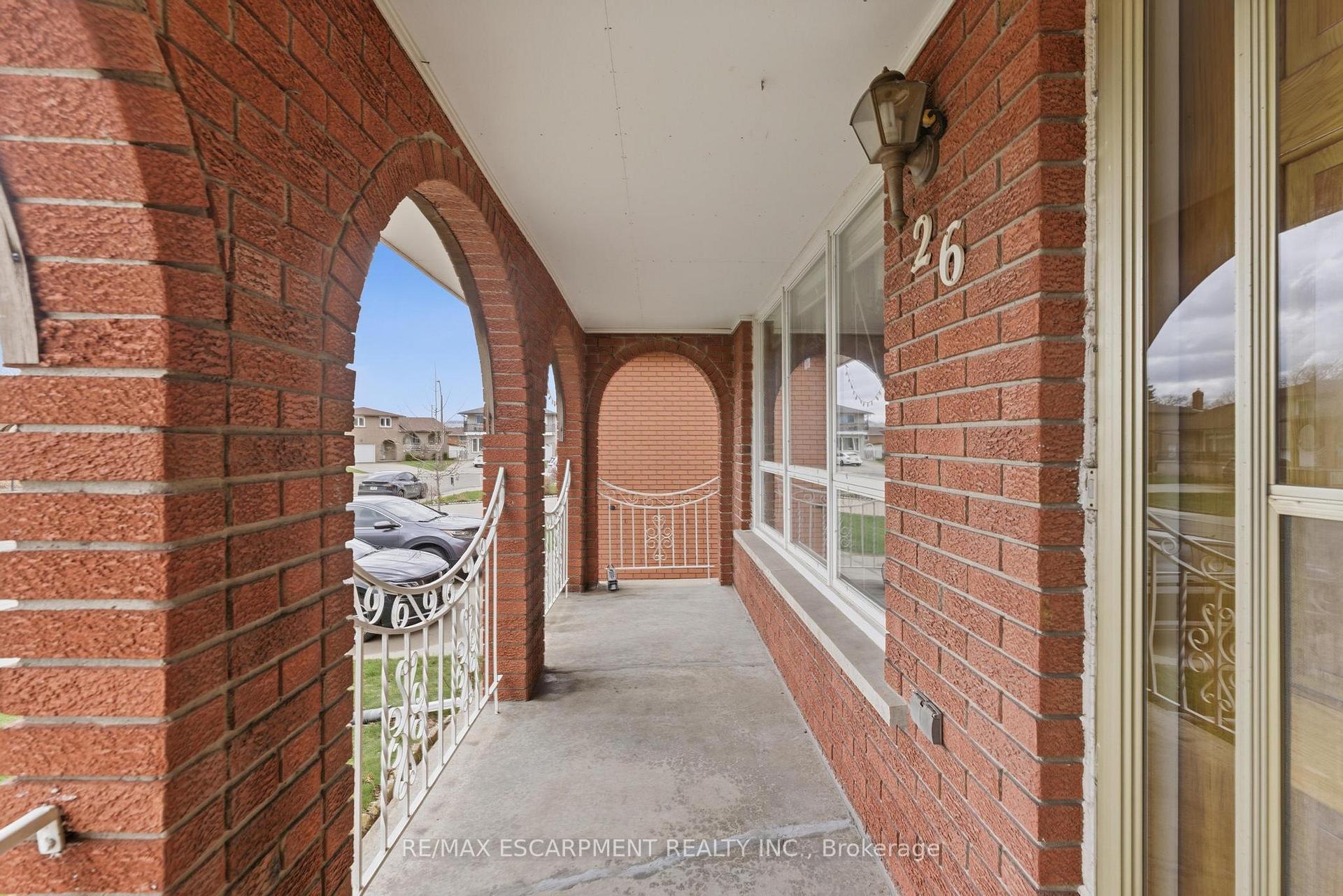 Photo 3 of 26 Adorn Court, Hamilton, Kentley — HOMEH
