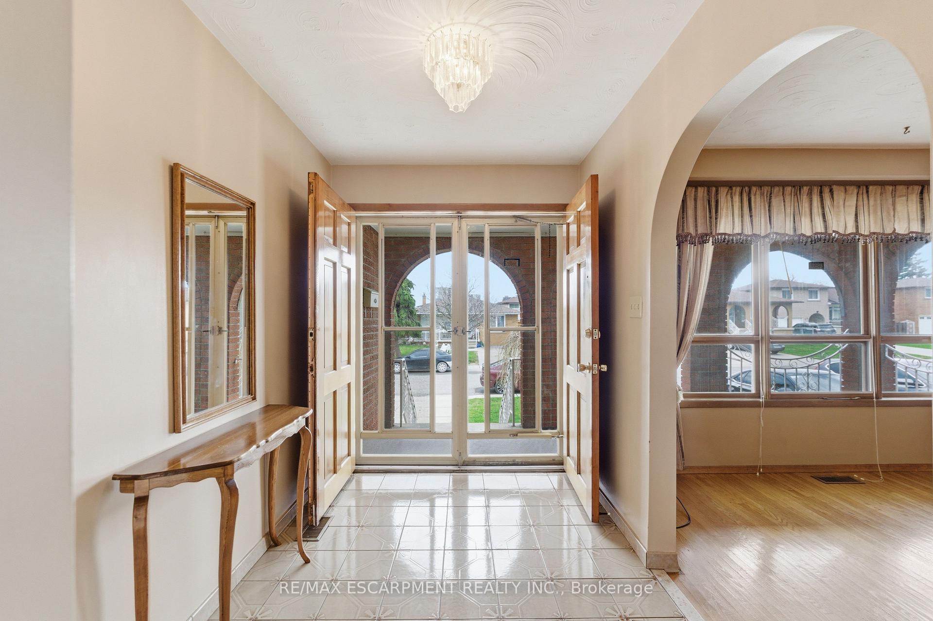 Photo 4 of 26 Adorn Court, Hamilton, Kentley — HOMEH