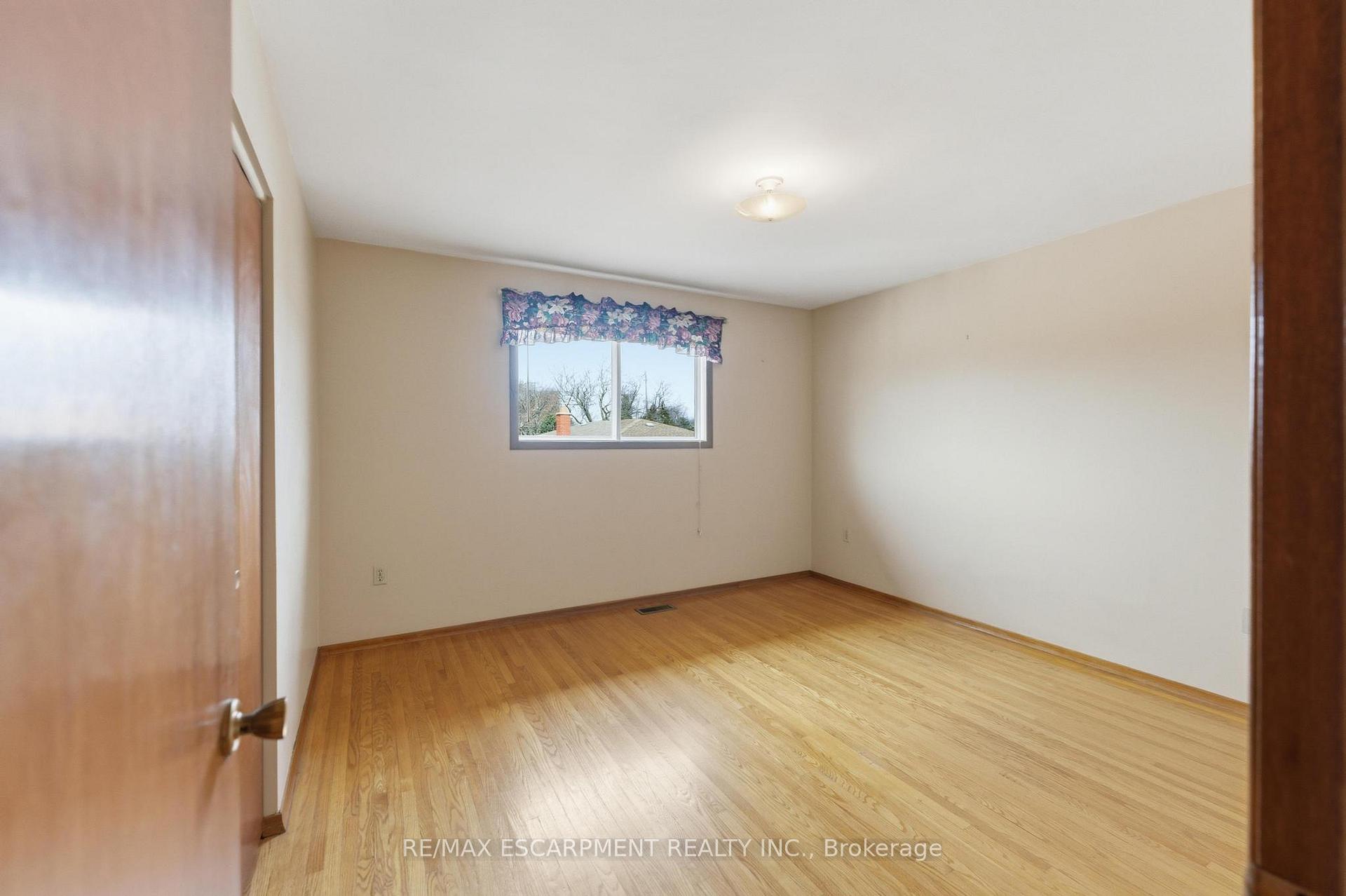 Photo 16 of 26 Adorn Court, Hamilton, Kentley — HOMEH