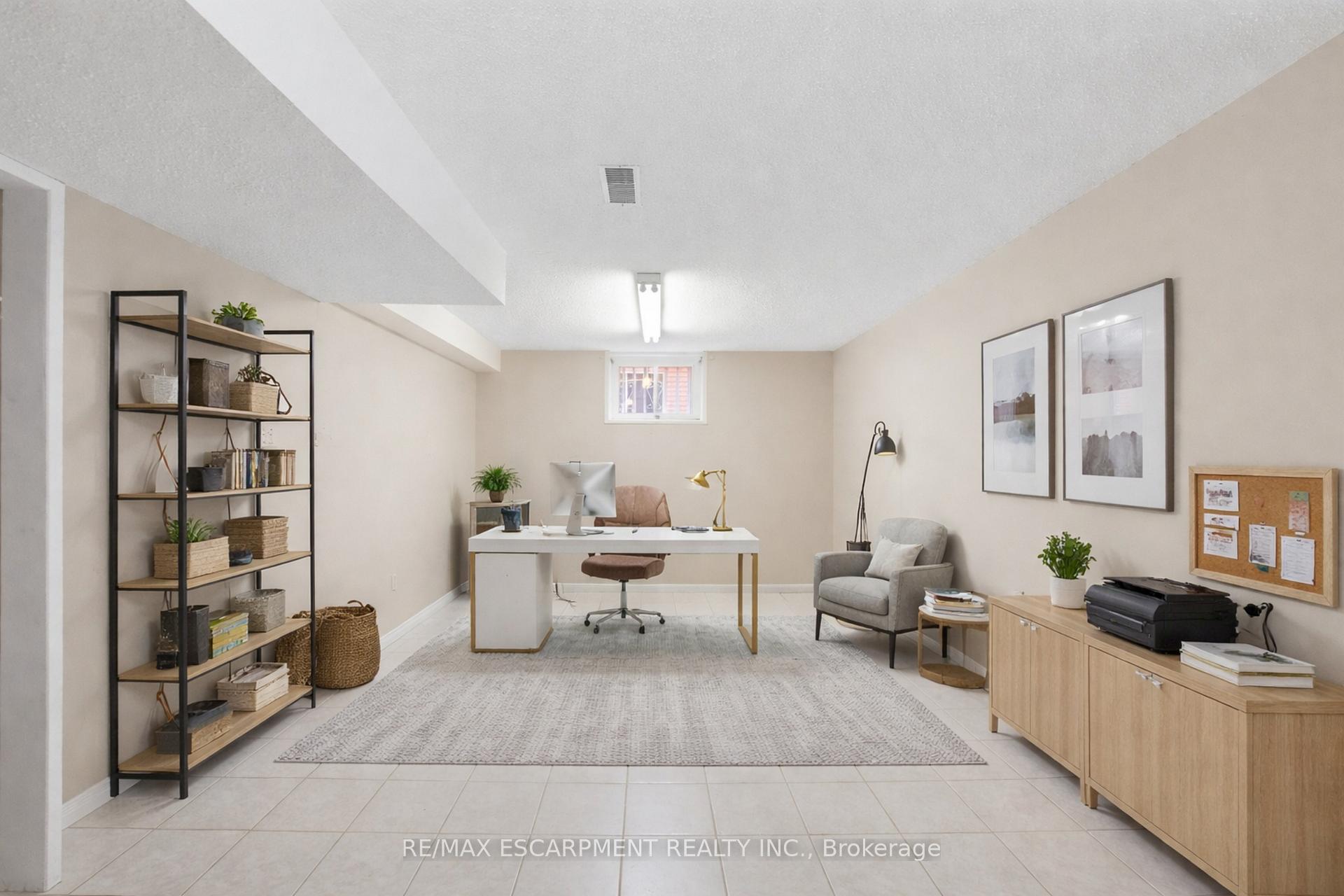 Photo 30 of 26 Adorn Court, Hamilton, Kentley — HOMEH