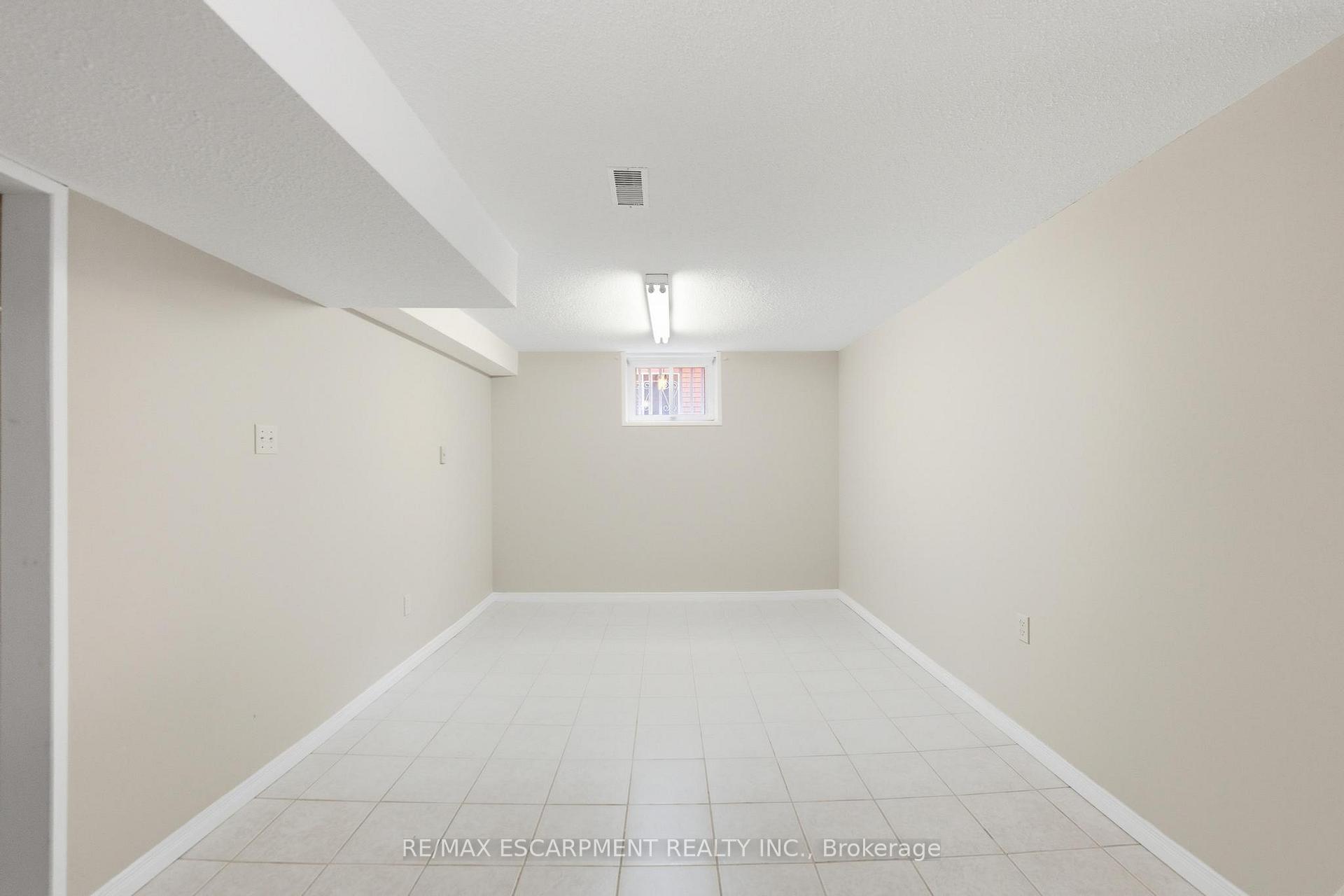 Photo 31 of 26 Adorn Court, Hamilton, Kentley — HOMEH