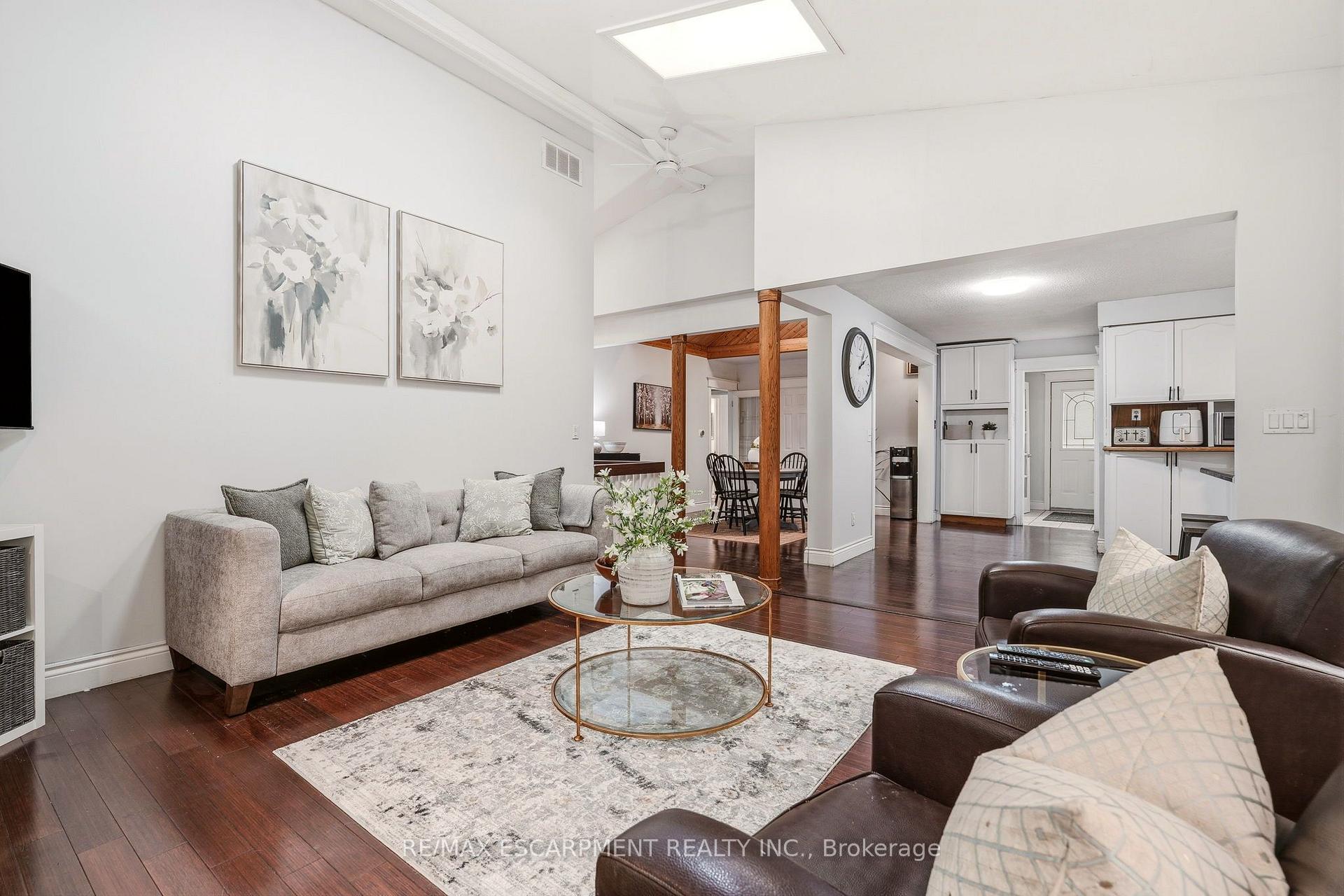 Photo 17 of 318 10th Concession Road E, Hamilton, Rural Flamborough — HOMEH