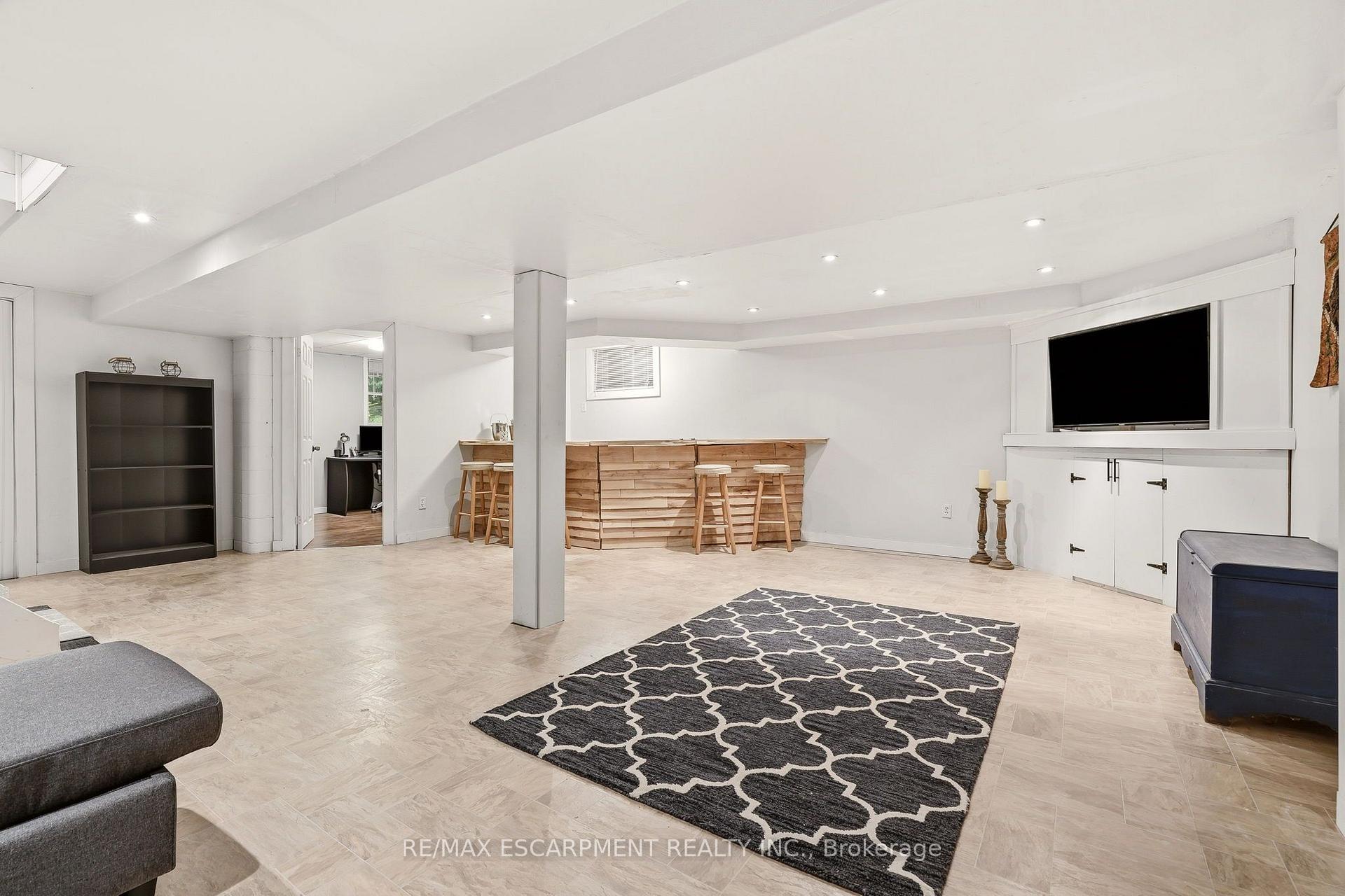 Photo 30 of 318 10th Concession Road E, Hamilton, Rural Flamborough — HOMEH