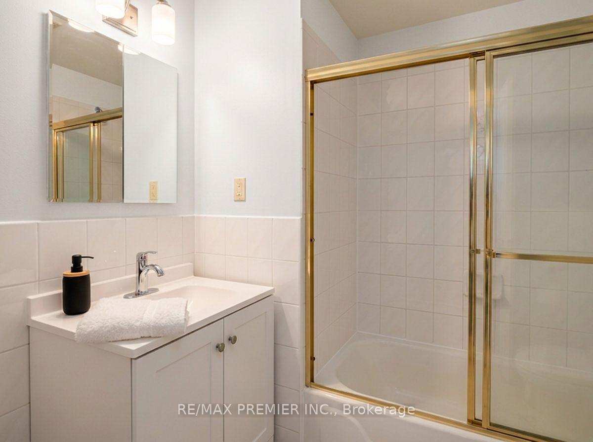 Photo 10 of Unit Bsmt, 46 Belmont Crescent, Vaughan, Maple — HOMEH