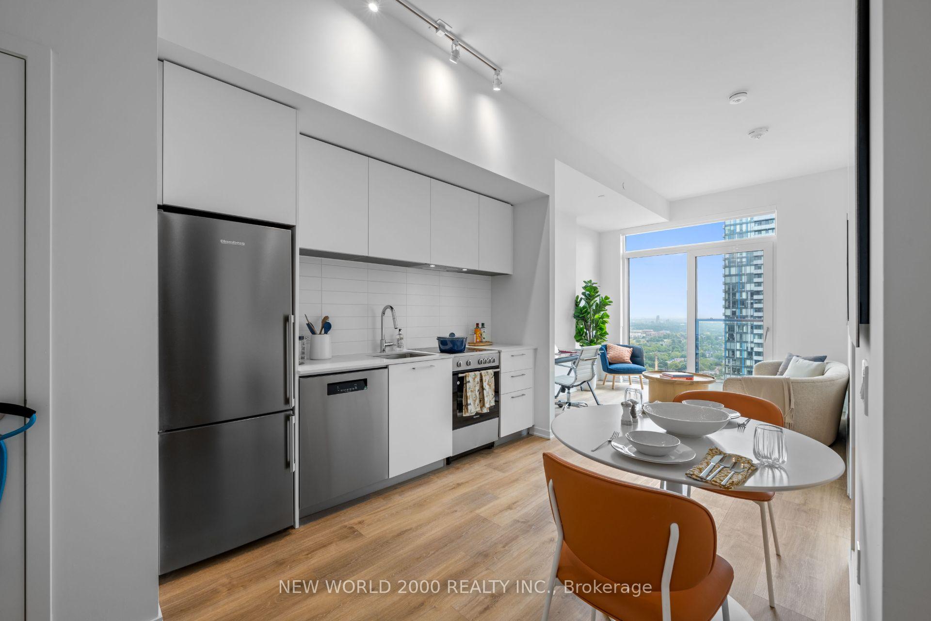 Photo 1 of Unit 2008, 101 Roehampton Avenue, Toronto, Mount Pleasant West — HOMEH