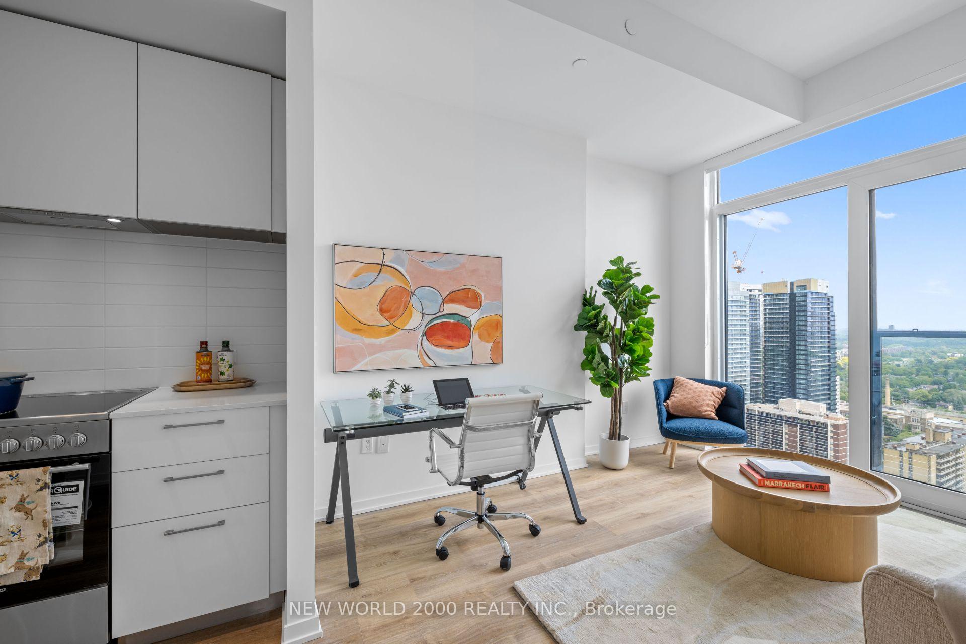 Photo 4 of Unit 2008, 101 Roehampton Avenue, Toronto, Mount Pleasant West — HOMEH