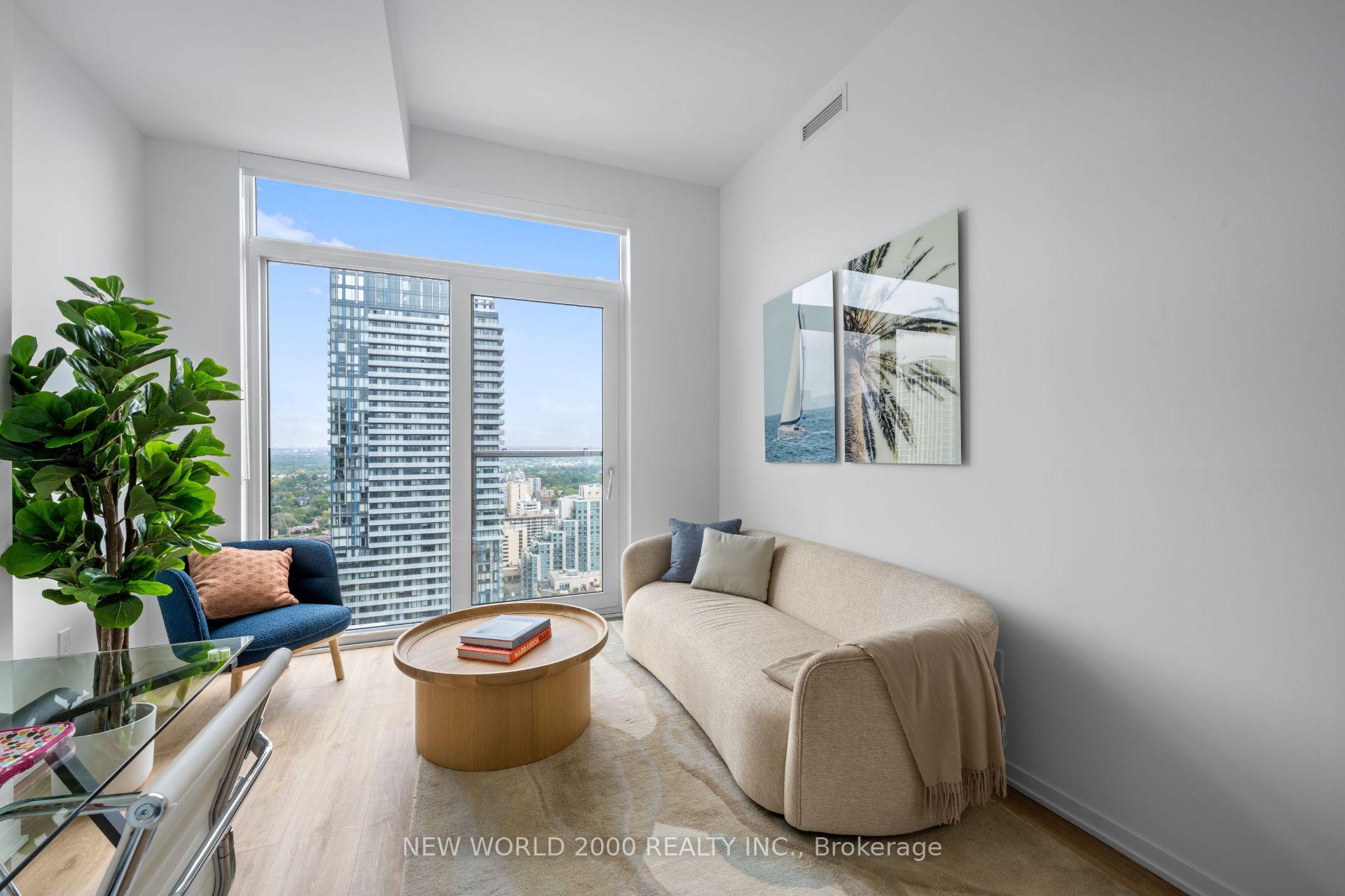 Photo 7 of Unit 2008, 101 Roehampton Avenue, Toronto, Mount Pleasant West — HOMEH