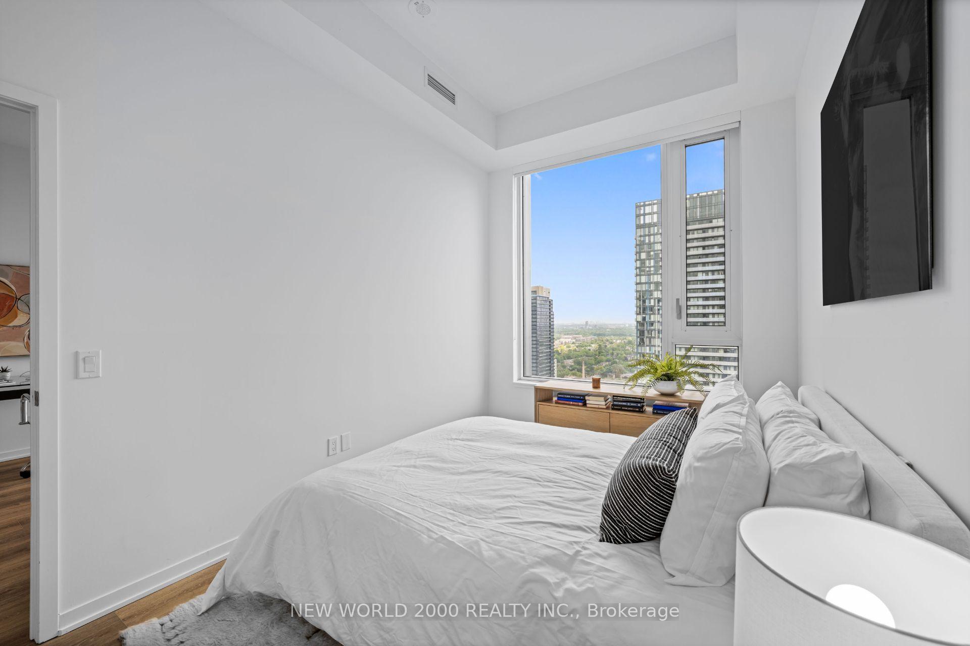 Photo 16 of Unit 2008, 101 Roehampton Avenue, Toronto, Mount Pleasant West — HOMEH