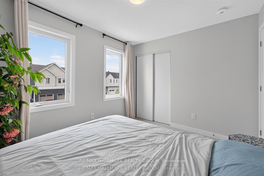 Photo 20 of 627 Alopex Row, Ottawa, Btwn Franktown Rd. & Fallowfield Rd. — HOMEH
