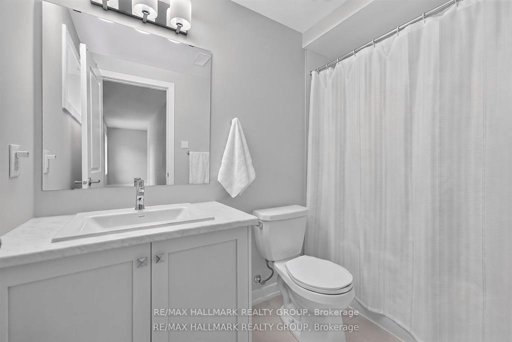 Photo 31 of 627 Alopex Row, Ottawa, Btwn Franktown Rd. & Fallowfield Rd. — HOMEH