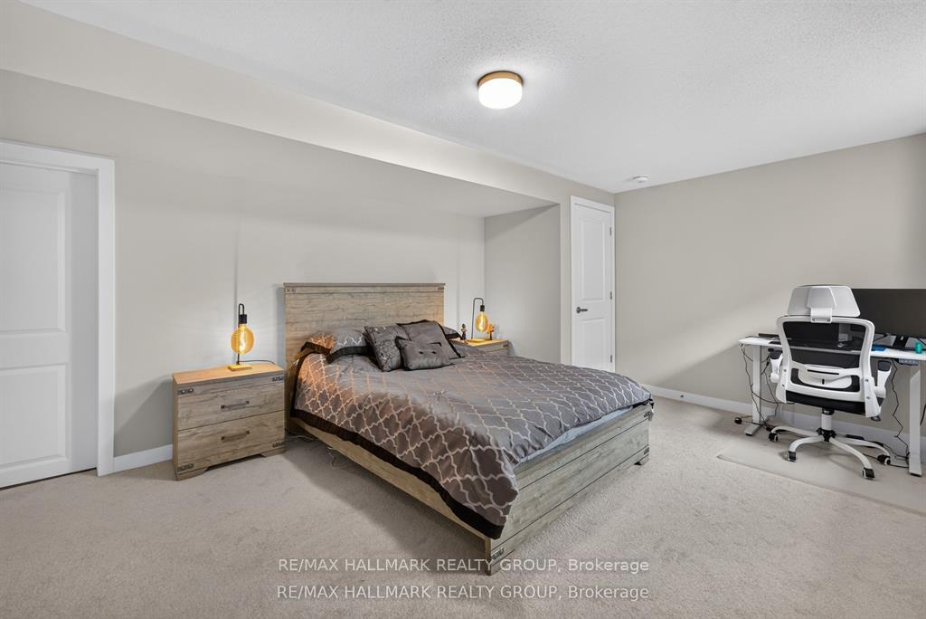 Photo 32 of 627 Alopex Row, Ottawa, Btwn Franktown Rd. & Fallowfield Rd. — HOMEH