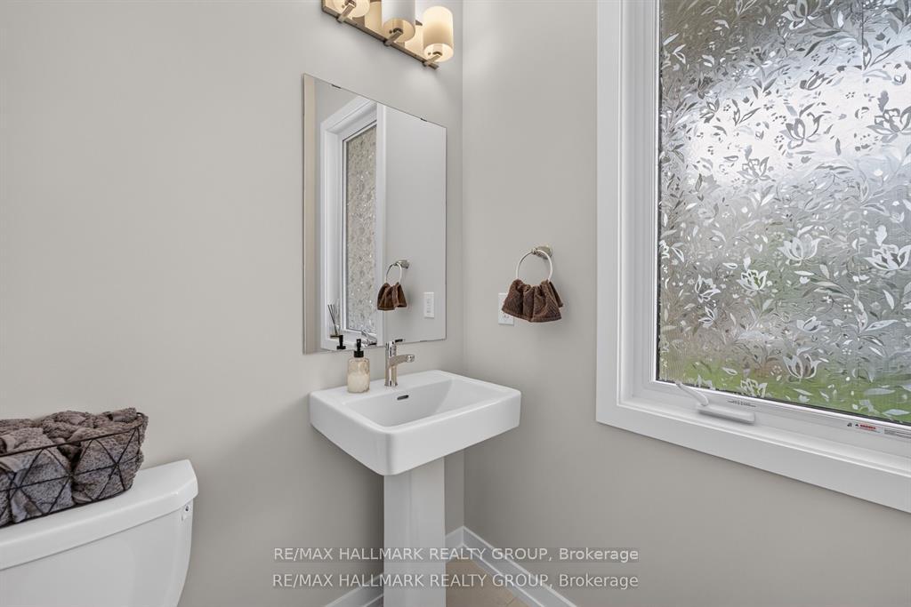 Photo 68 of 627 Alopex Row, Ottawa, Btwn Franktown Rd. & Fallowfield Rd. — HOMEH