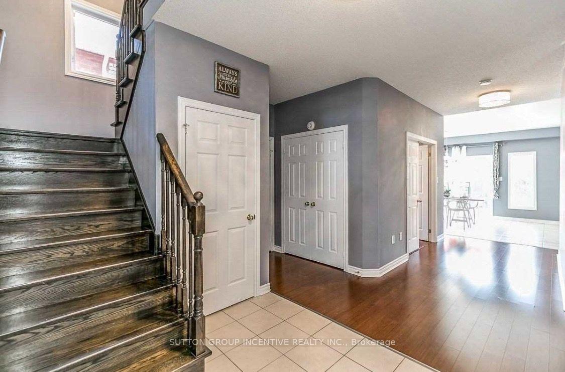 Photo 2 of 1305 Perniegie Crescent, Innisfil, Alcona — HOMEH