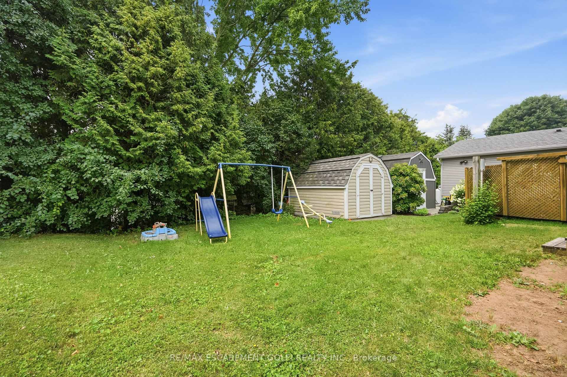 Photo 19 of Unit 22, 1294 8th Concession Road W, Hamilton, Rural Flamborough — HOMEH