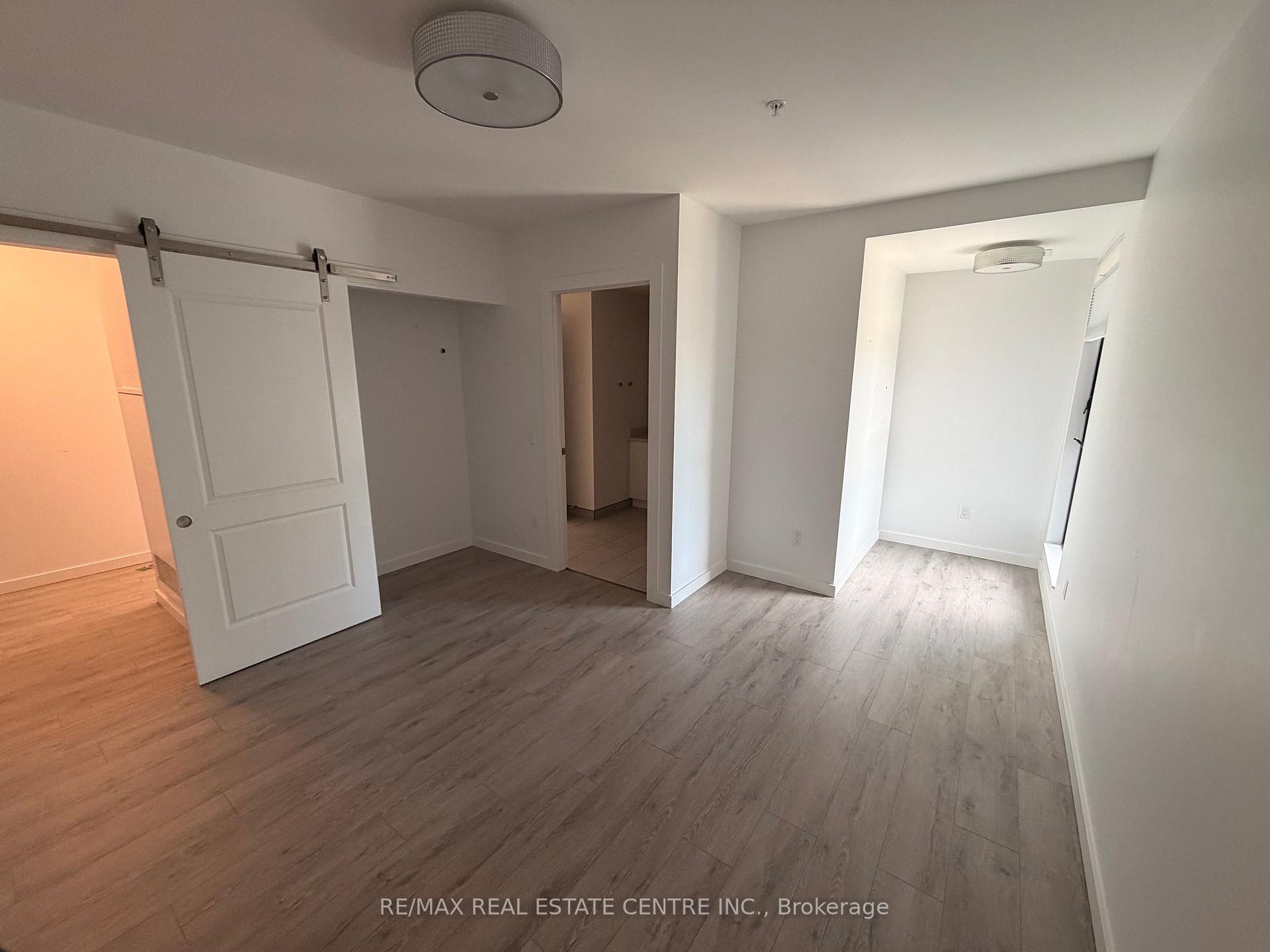 Photo 5 of Unit 1002, 181 King Street S, Waterloo, Uptown West — HOMEH