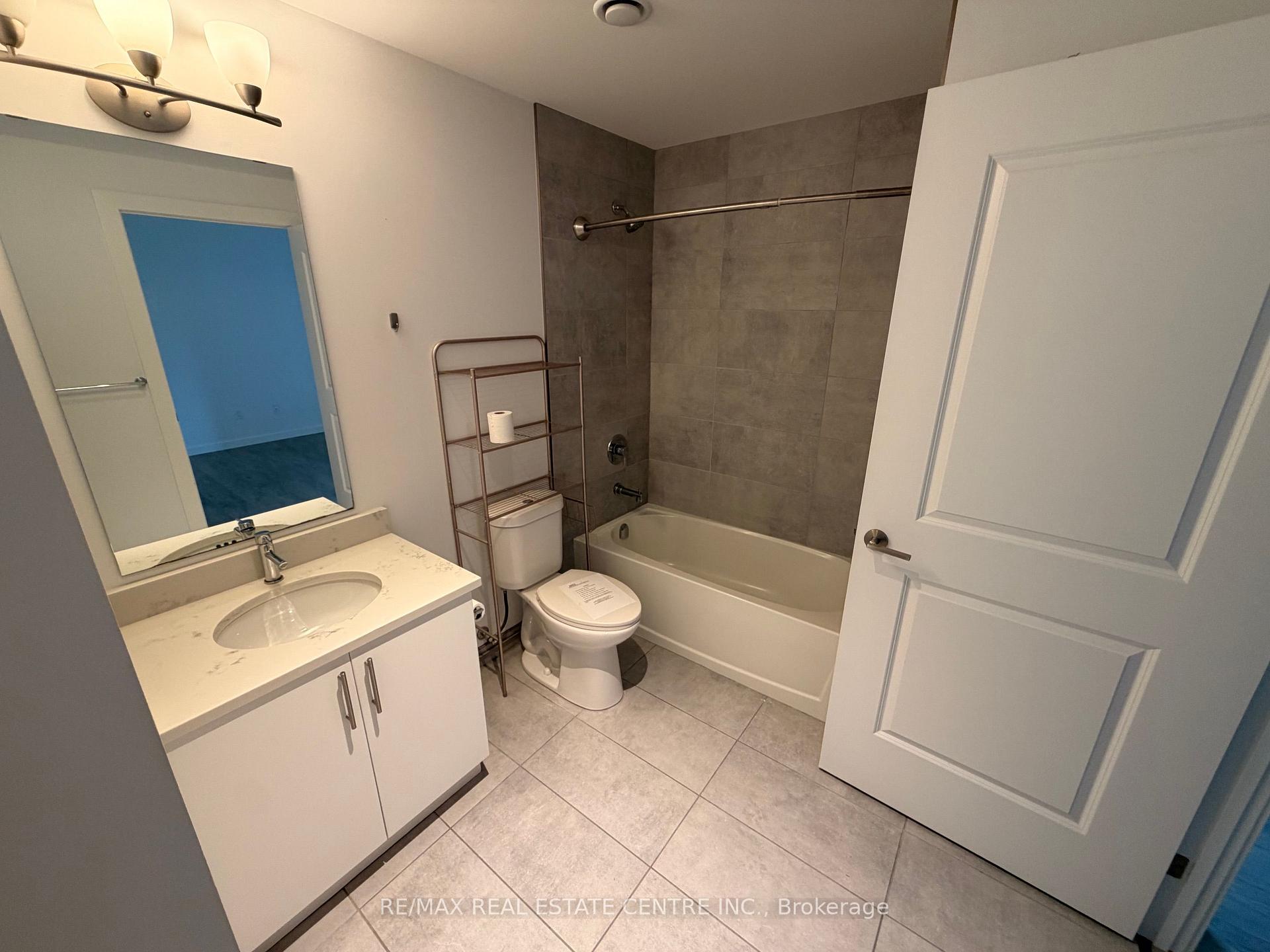 Photo 8 of Unit 1002, 181 King Street S, Waterloo, Uptown West — HOMEH