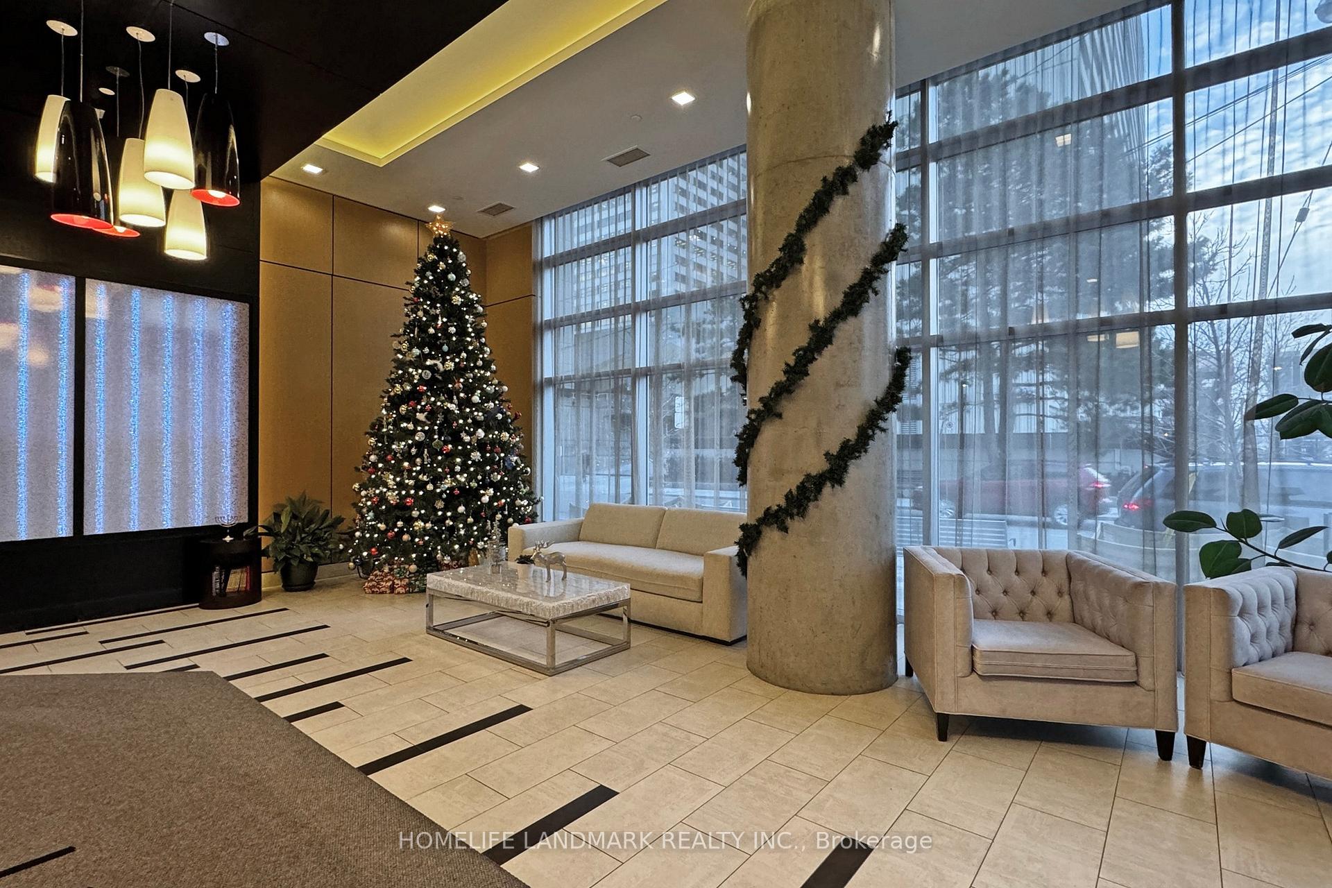 Photo 5 of Unit 505, 58 Orchard View Boulevard, Toronto, Yonge-Eglinton — HOMEH