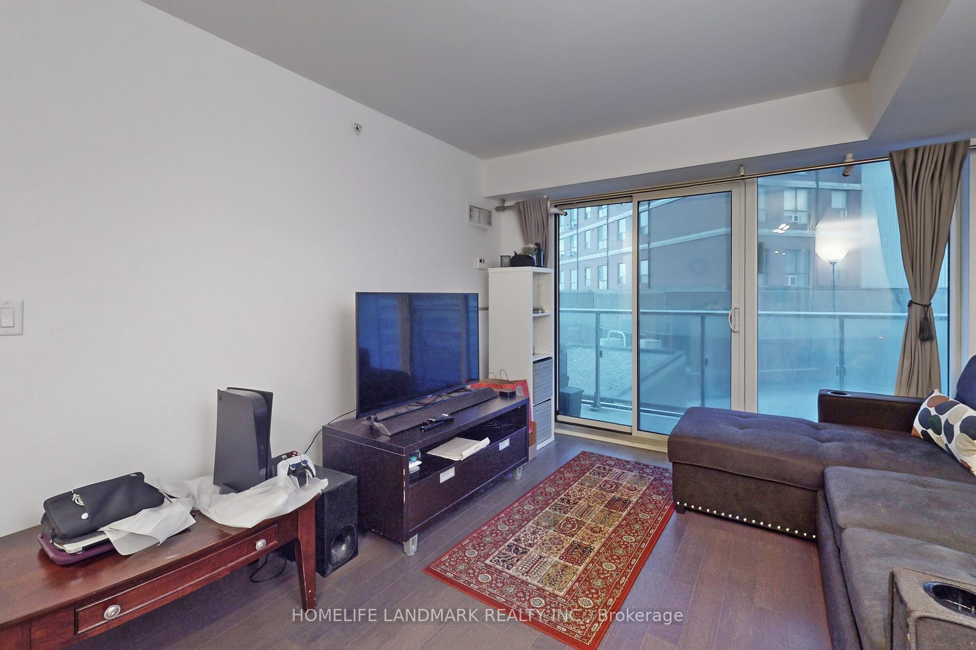 Photo 9 of Unit 505, 58 Orchard View Boulevard, Toronto, Yonge-Eglinton — HOMEH