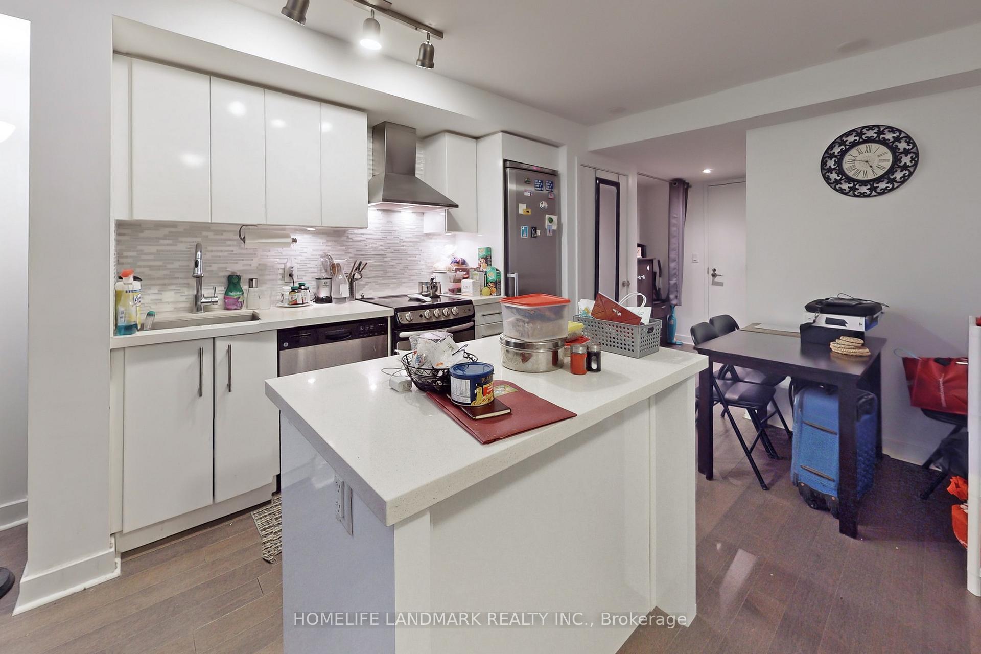 Photo 13 of Unit 505, 58 Orchard View Boulevard, Toronto, Yonge-Eglinton — HOMEH