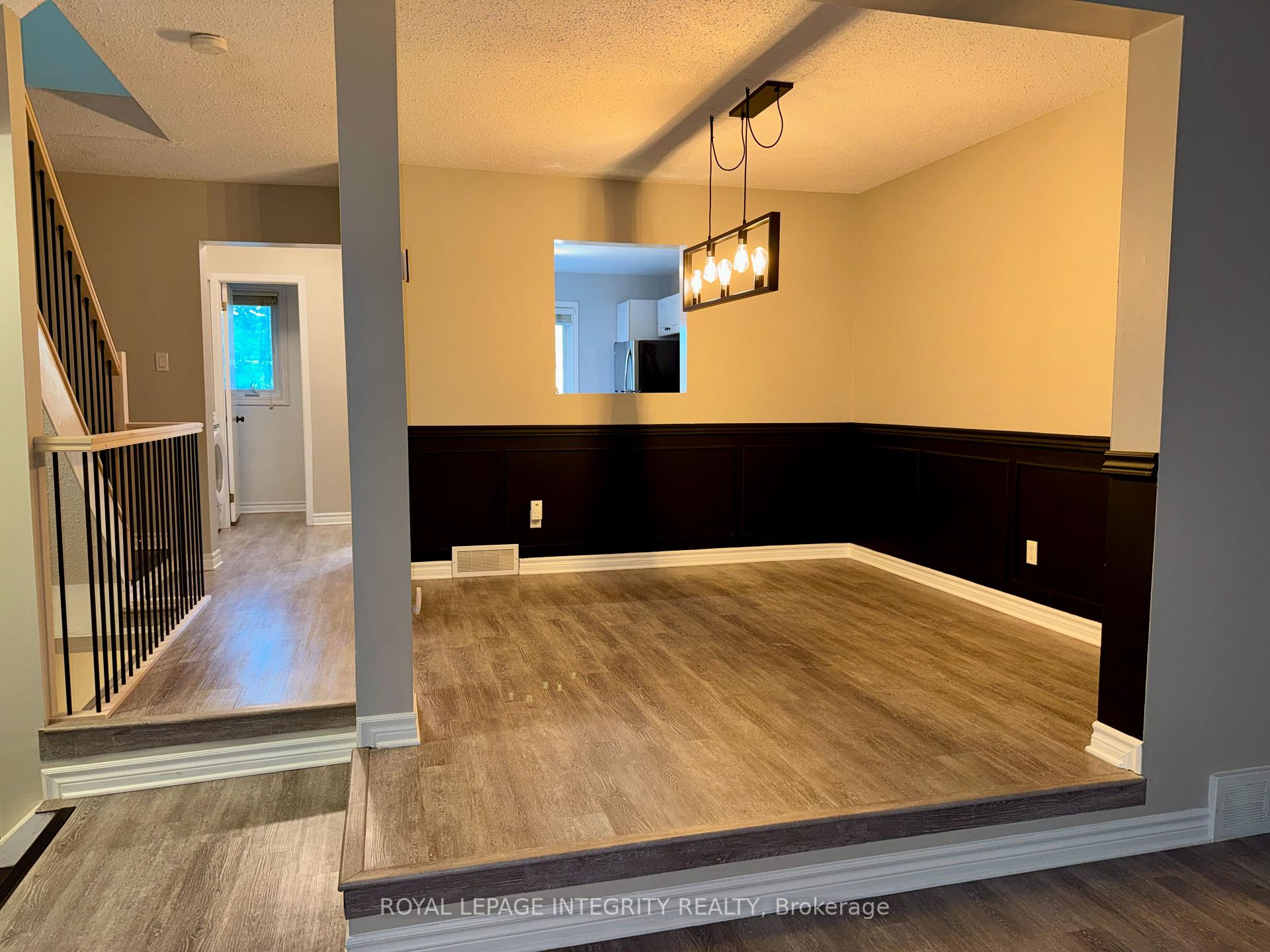Photo 4 of 46 Lightfoot Place, Ottawa, Kanata - Katimavik — HOMEH