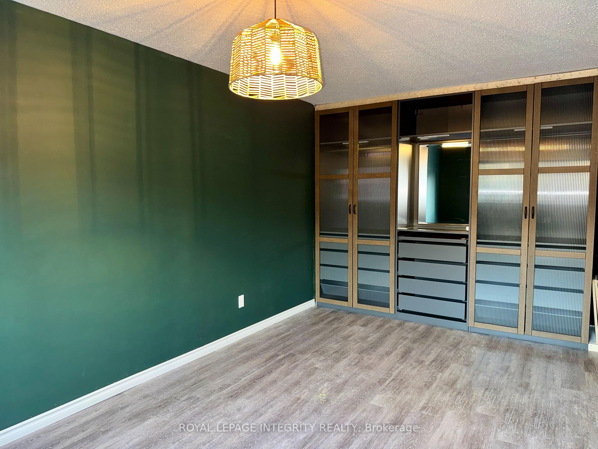 Photo 10 of 46 Lightfoot Place, Ottawa, Kanata - Katimavik — HOMEH