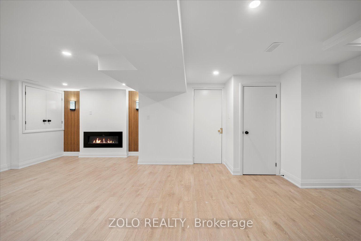 Photo 6 of Unit Lower, 278 Alex Doner Drive, Newmarket, Glenway Estates — HOMEH