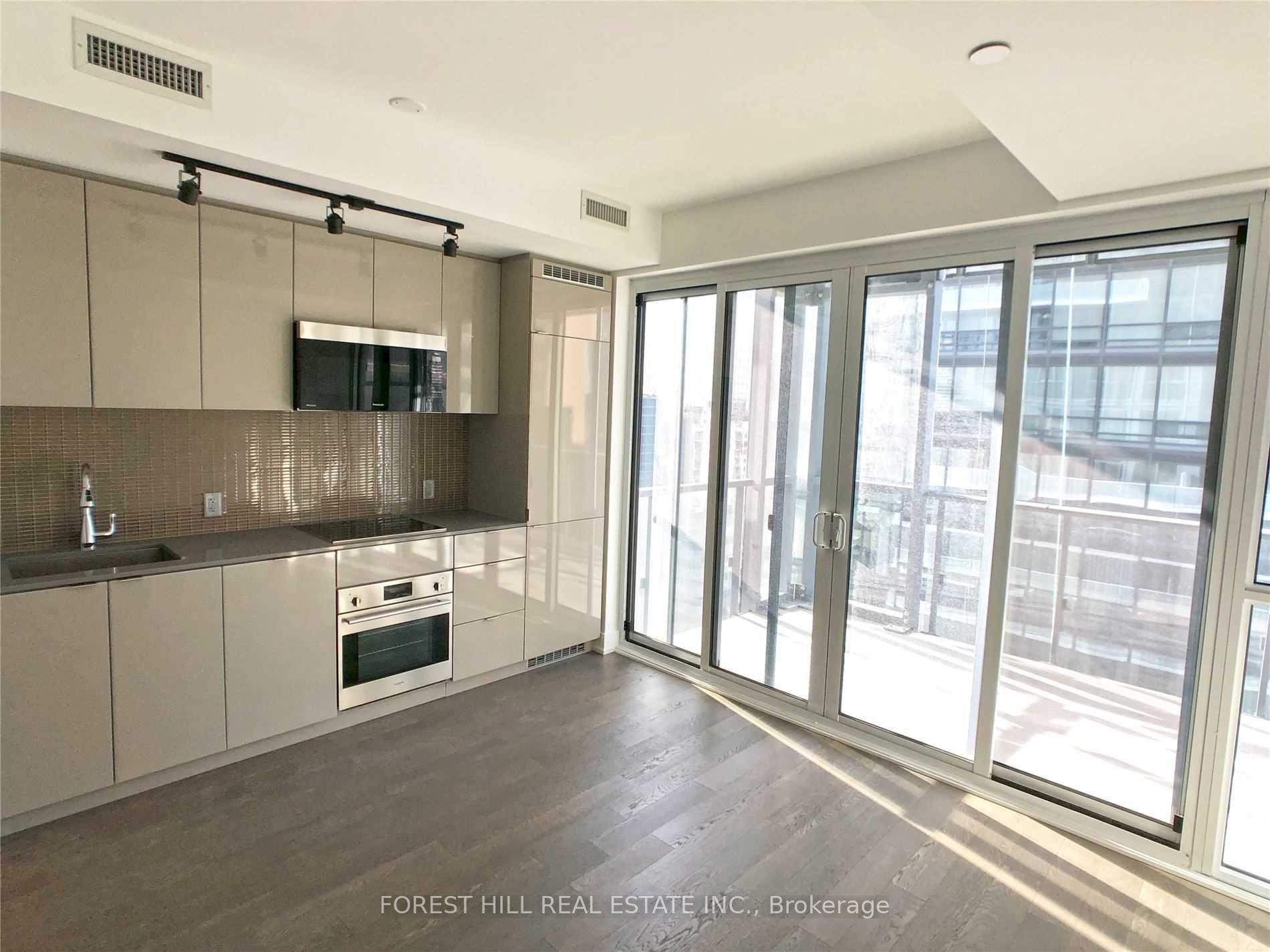 Photo 3 of Unit 5402, 7 Grenville Street, Toronto, Bay Street Corridor — HOMEH