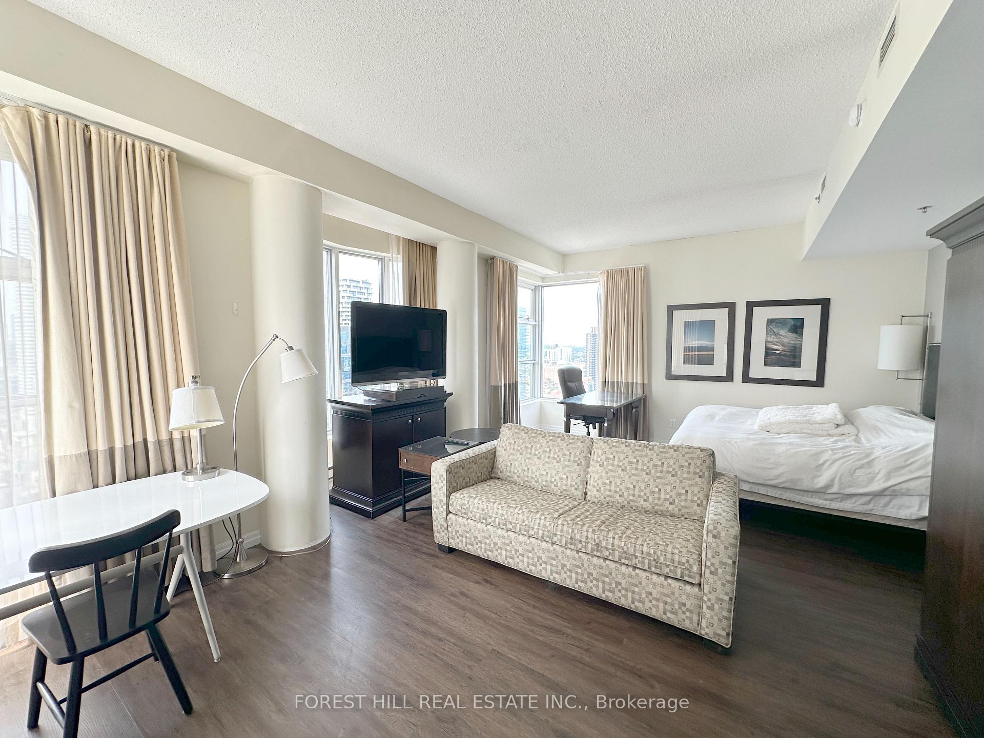 Photo 1 of Unit 3203, 1 King Street W, Toronto, Bay Street Corridor — HOMEH