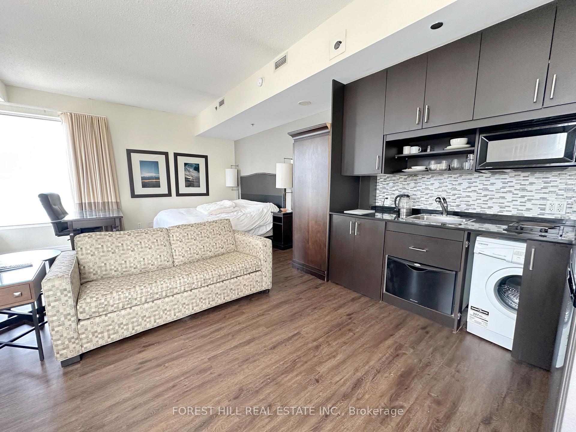 Photo 4 of Unit 3203, 1 King Street W, Toronto, Bay Street Corridor — HOMEH