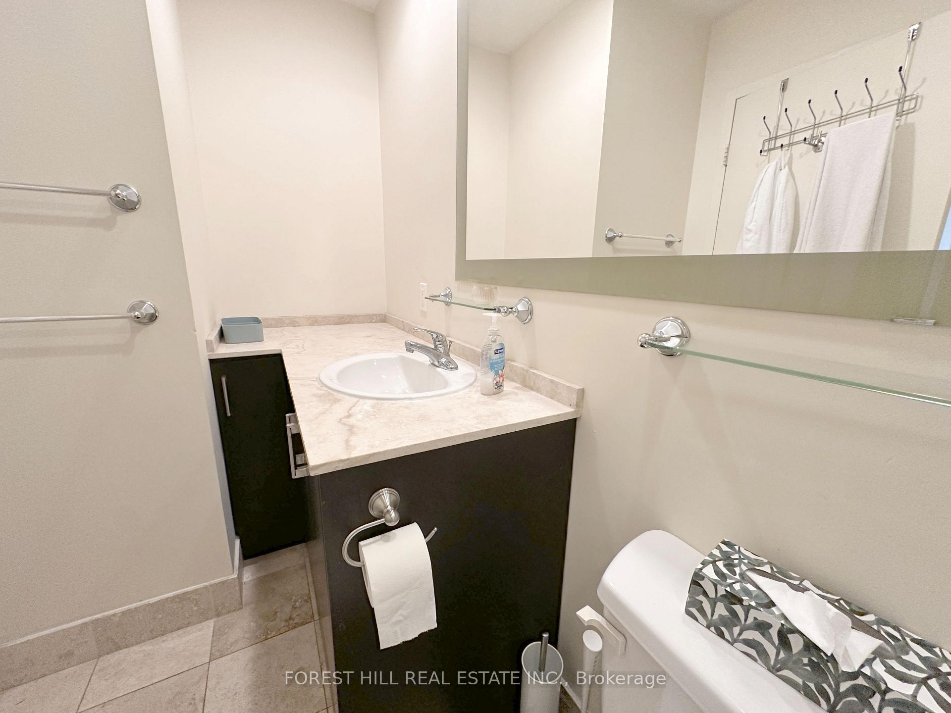 Photo 15 of Unit 3203, 1 King Street W, Toronto, Bay Street Corridor — HOMEH