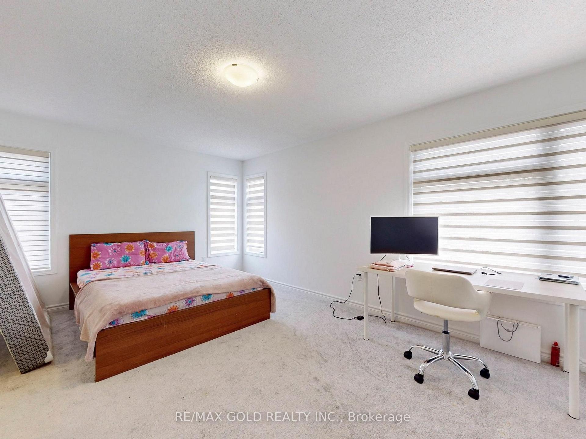 Photo 27 of 52 keppel Circle, Brampton, Northwest Brampton — HOMEH