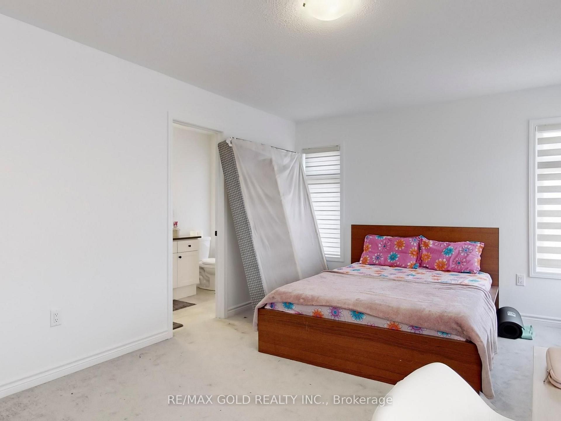 Photo 29 of 52 keppel Circle, Brampton, Northwest Brampton — HOMEH