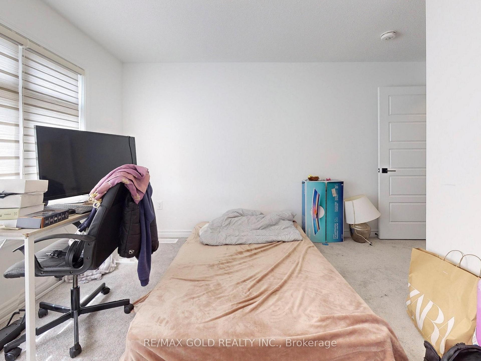 Photo 39 of 52 keppel Circle, Brampton, Northwest Brampton — HOMEH